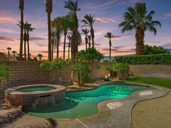 43798 Parkway Esplanade E, La Quinta, CA 92253