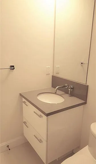 33 Shore Breeze Dr #805 — Photo 15