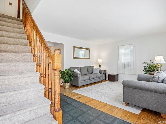 2nd image of 186 Chase Avenue