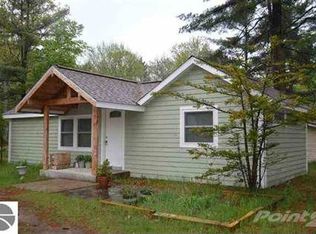 8823 Us 31, Grawn, MI 49637