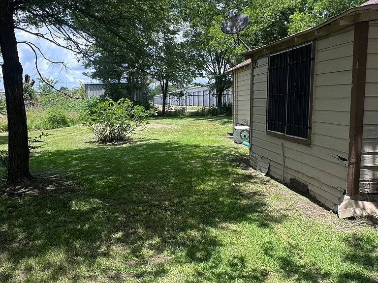 438 W Reunion St — Photo 2