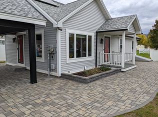 26 Griswold Dr, Rutland, VT 05701