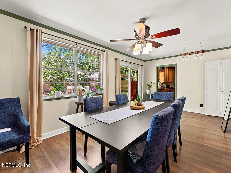 4339 Genoa Ave — Photo 11