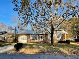 111 Columbia Dr, Ladson, SC 29456