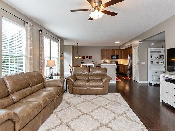 4th image of 1610 Cottongrass Dr