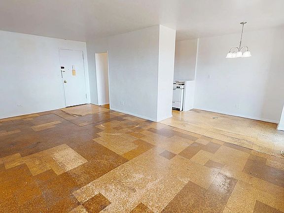 5th image of 2932 W 5th St APT 18D