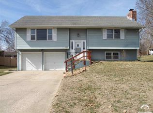 2521 Lawrence Ave, Lawrence, KS 66047