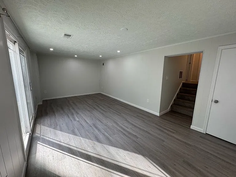 Walk-out basement
