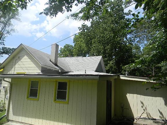 2nd image of 2535 Brighton Ave