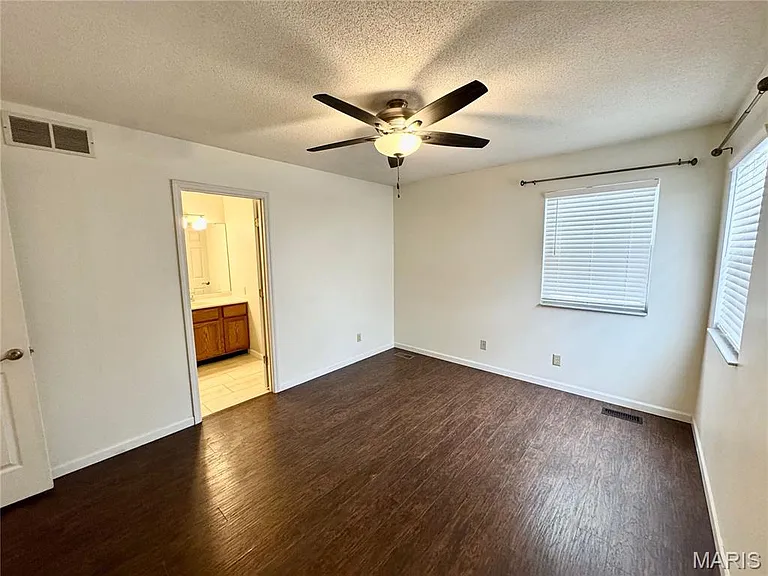 9 Jason Dr — Photo 43