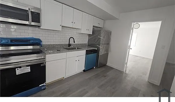 4 bed, 1100 sqft, $4,700 — Photo 1