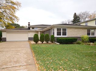 1521 Manor Ln, Park Ridge, IL 60068