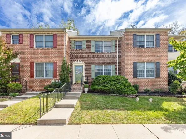 230 Georgetowne Ct, Royersford, PA 19468