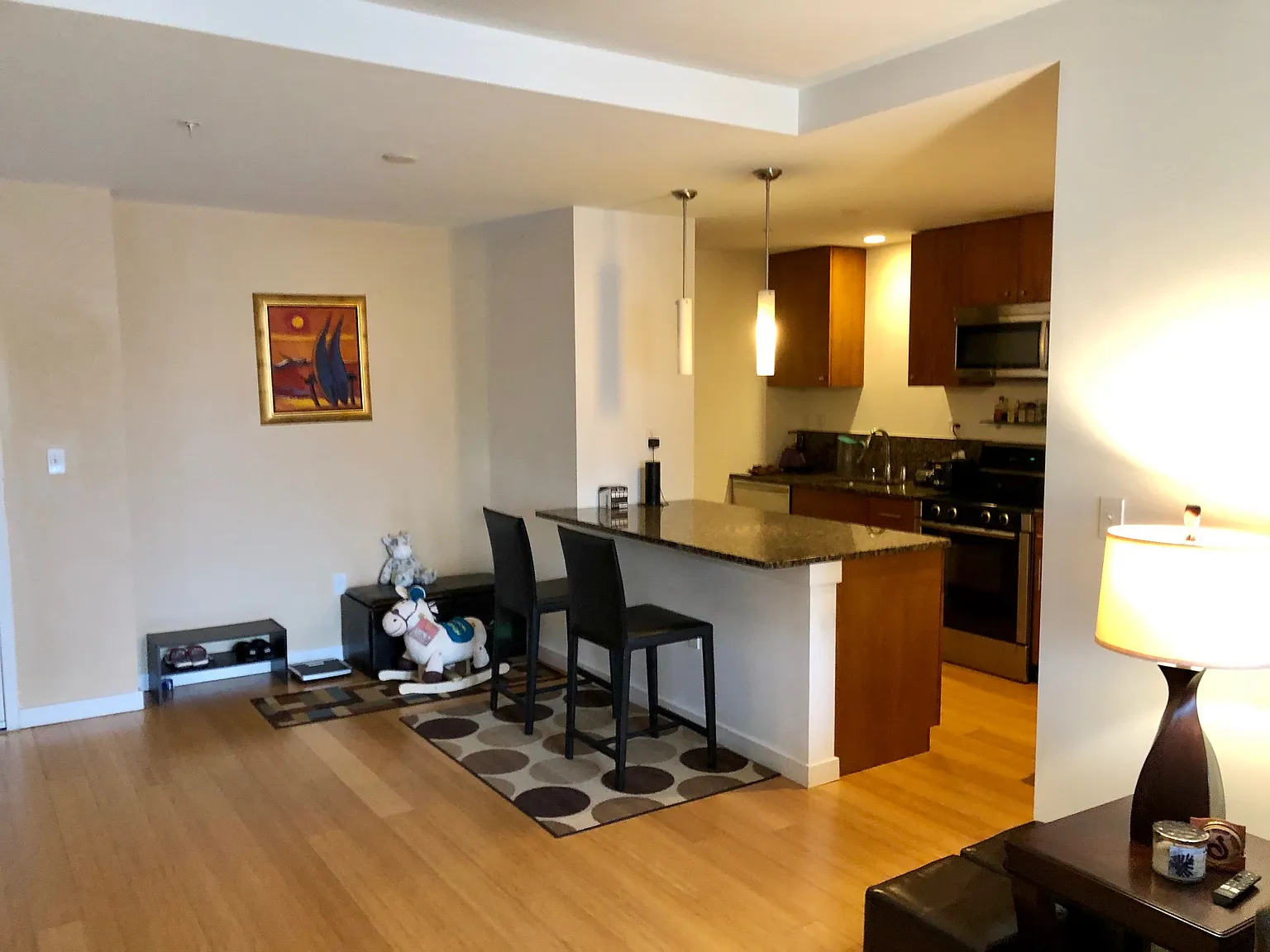 2 bed, 991 sqft, $5,000 — Photo 4