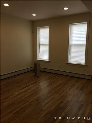 Rented by Triumph Property Group | media 20
