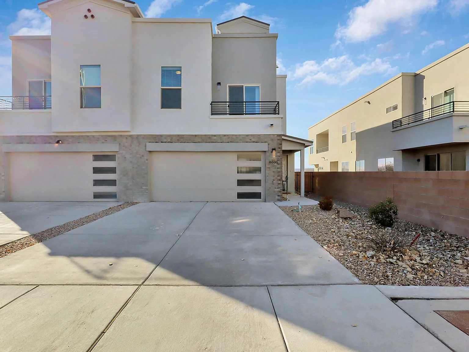 2 bed, 1704 sqft, $2,550 — Photo 2