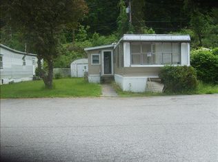 14 Mouart Ln, East Fishkill, NY 12533