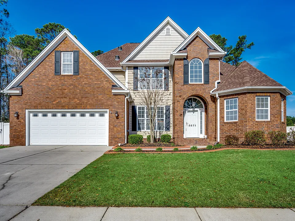 3571 Brampton Dr