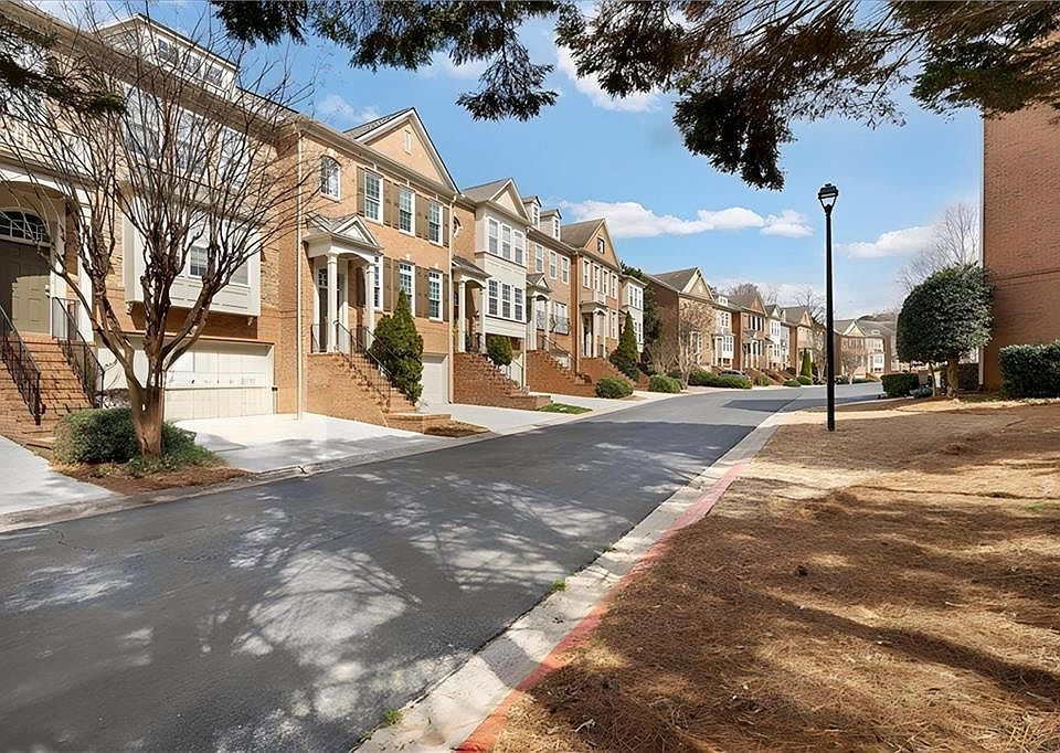 1st image of 1605 Wehunt Pl SE #15