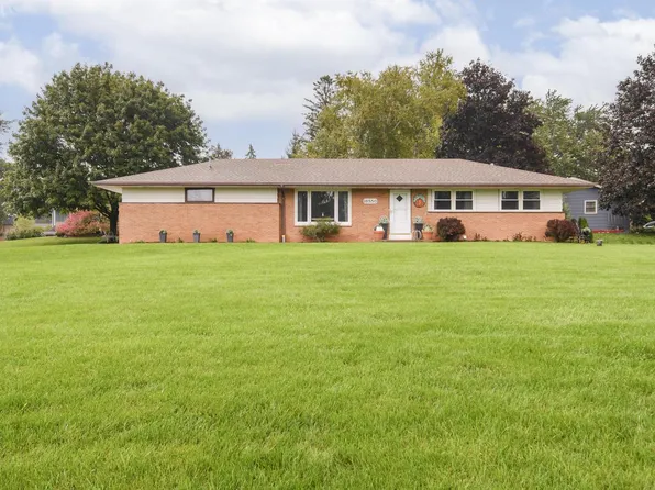 18550 Brookridge DRIVE, Brookfield, WI 53045