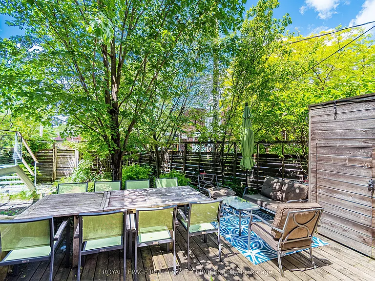 241 Garden Ave — Photo 35