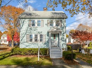 10 Smith Ave, Reading, MA 01867
