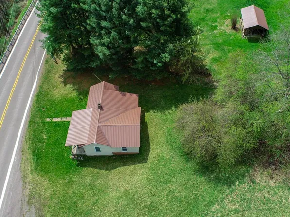 10785 Friendsville Rd, Friendsville, MD 21531