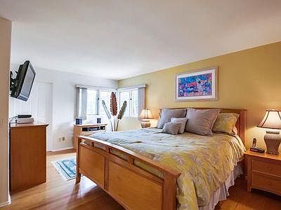 2nd image of 5910 La Jolla Hermosa Ave