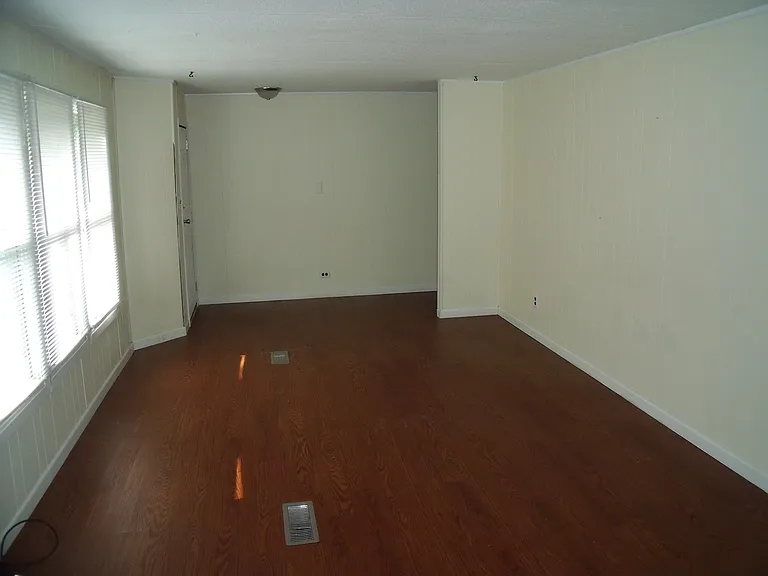 37032 22nd St — Photo 6