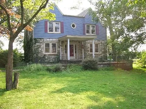 278 Hulme Ave photo 1