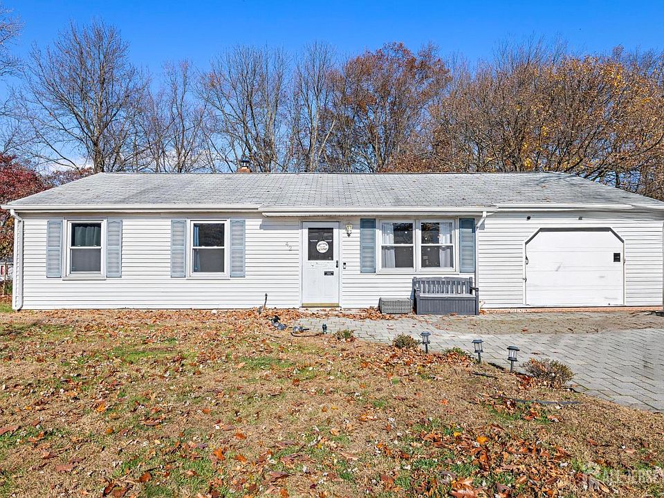 1st image of 42 Brandywine Cir