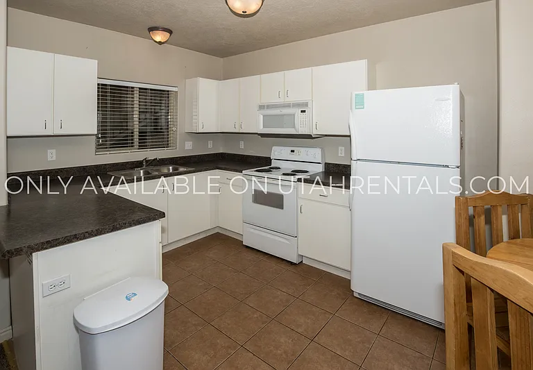 837 E 620 N #K3-4 — Photo 6