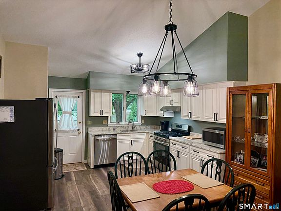 5th image of 102 North Maple Street #8B