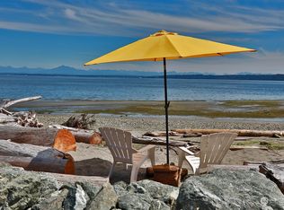 6288 Brighton Beach Rd, Clinton, WA 98236