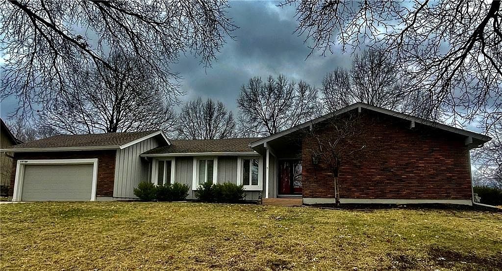 12736 Overbrook Rd, Leawood, KS 66209 Zillow