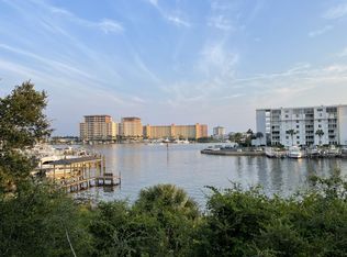 742 Harbor Blvd E, Destin, FL 32541