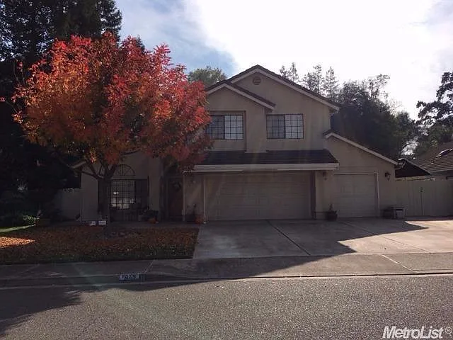1025 Gina Way photo 1