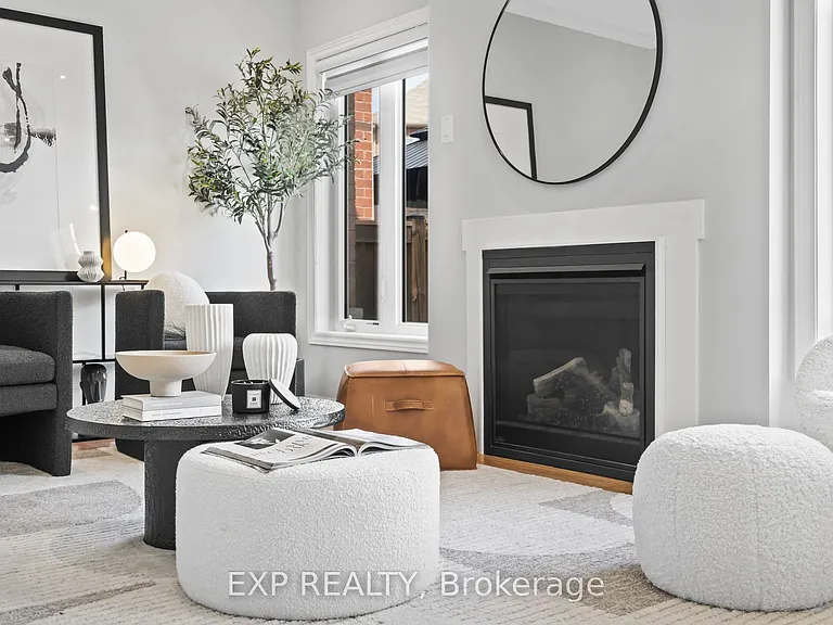 131 Greenwood Rd — Photo 10
