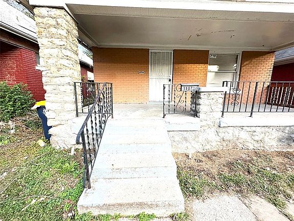 4th image of 3807 Chestnut Ave
