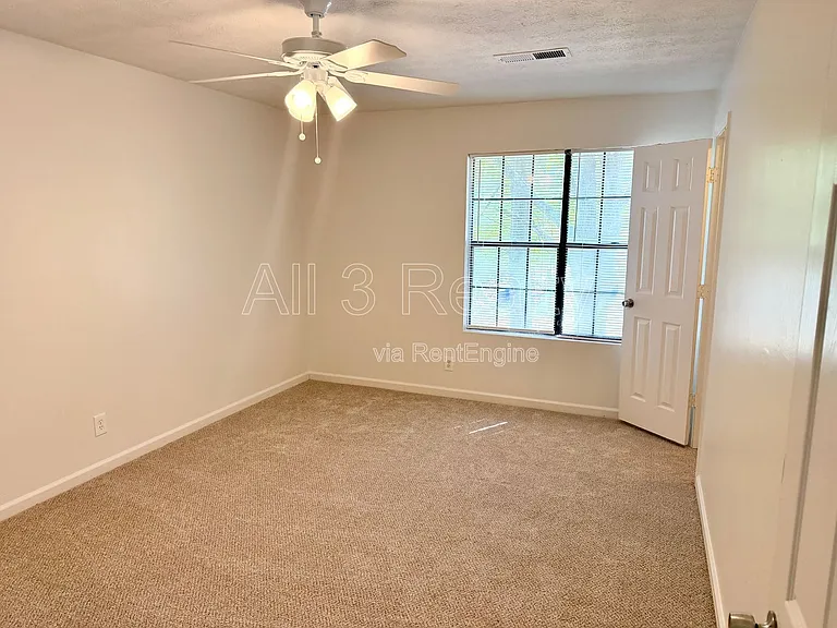 470 S Jeff Davis Dr #B — Photo 15