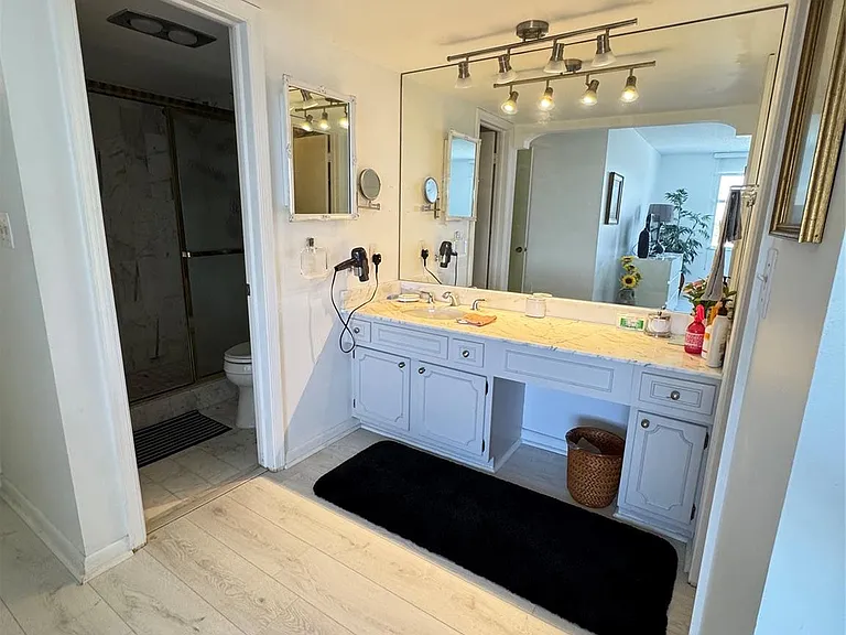 5200 N Ocean Blvd #506 — Photo 23