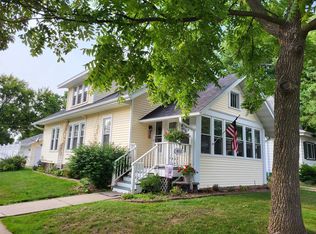 812 S Vine Ave, Marshfield, WI 54449