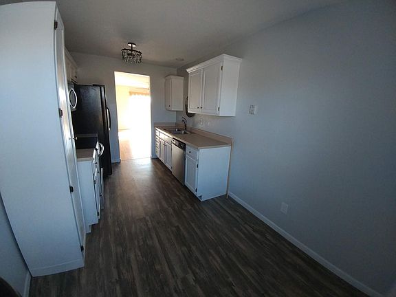 Kitchen with eating area