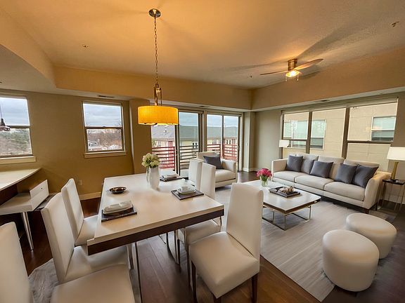4th image of 1855 Gaylord St APT 501