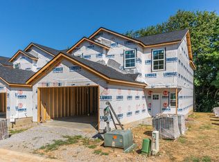 216 Sugartree Park, Versailles, KY