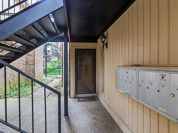 3rd image of 2116 Hobbs Rd APT N3