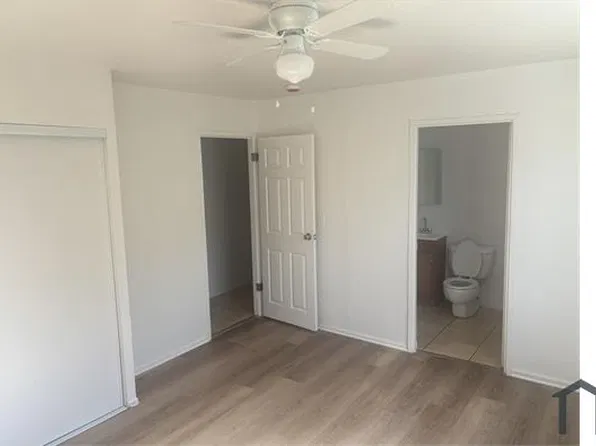 10811 Watts Ave, Los Angeles, CA 90059