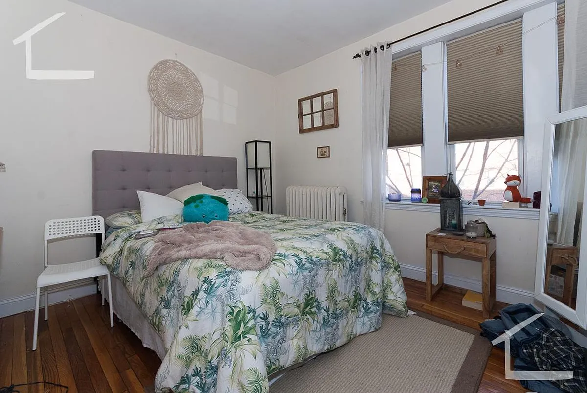 Photo 2 of 9 - 56 Egmont St #4 - Brookline, MA Building Photo - 56 Egmont St #4