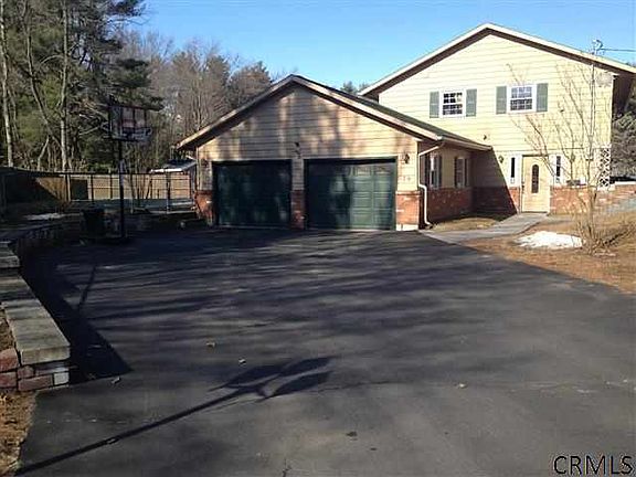 2nd image of 39 Evergreen Ave