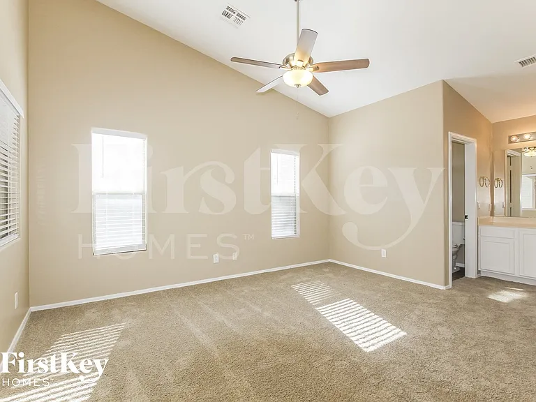14133 W Two Guns Trl — Photo 8